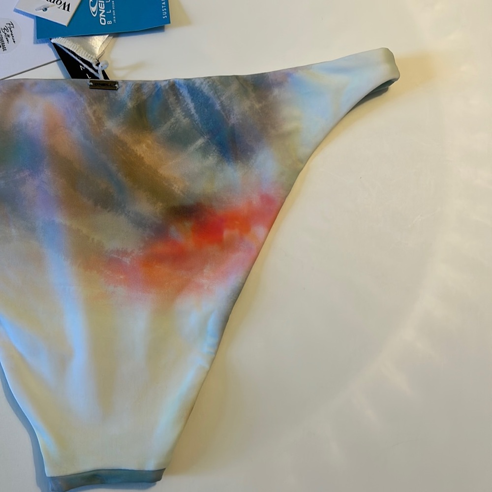 O’Neill Large Bottoms Bikini Women of the Wave Flamenco Bottoms in Multi NWT - Picture 8 of 9